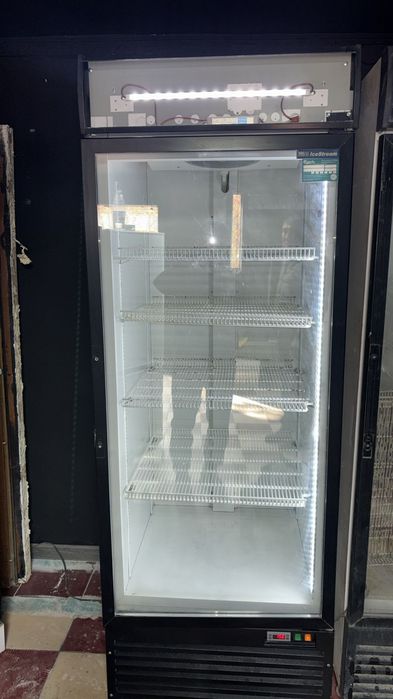 Продам холодильник