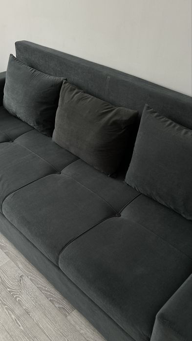 Диван, практически новый