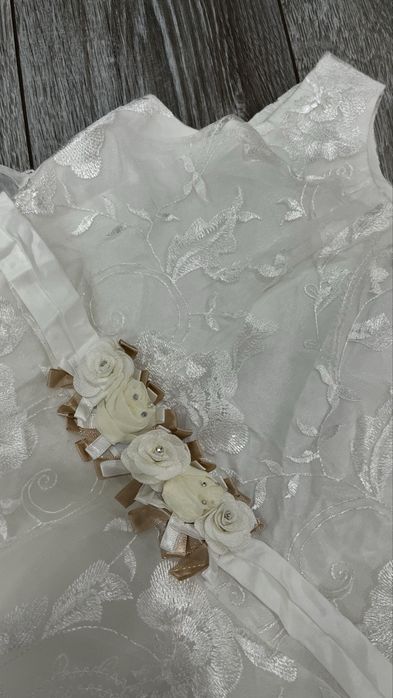 Продам пышное платье на девочку