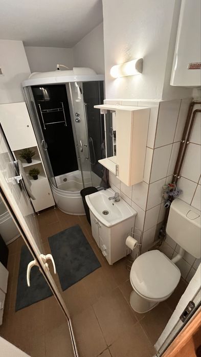 Vand studio / apartament cu o camera