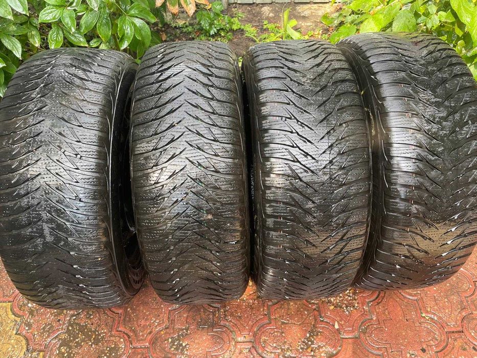 Set 4 roți / jante oțel cu anvelope iarnă 205/55 R16 VW Passat B6