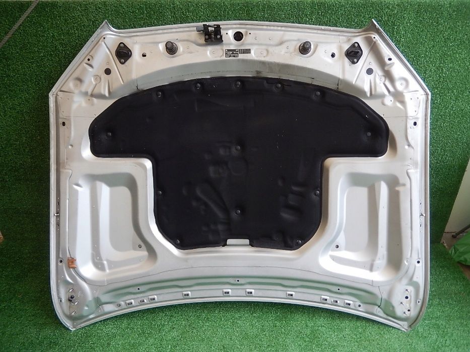 Mercedes W205 C class capota motor fata