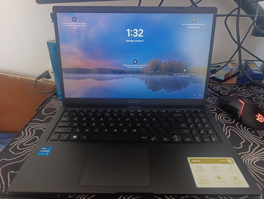 Laptop asus vivobook
