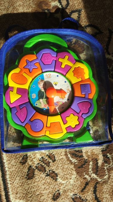 детски часовник с раничка
