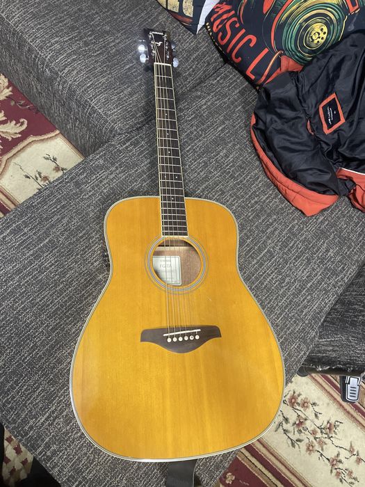 Трансакусиика Yamaha FG-TA