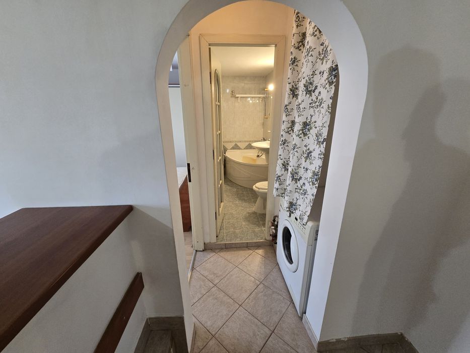 Inchiriez apartament 2 camere metrou Eroii Revolutiei