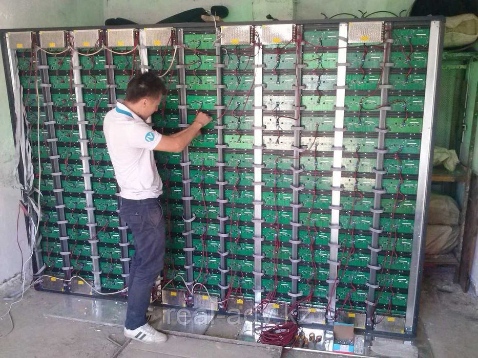 Лед экран Под ключ от профессионалов Led Ekran ремонт бегущих строка