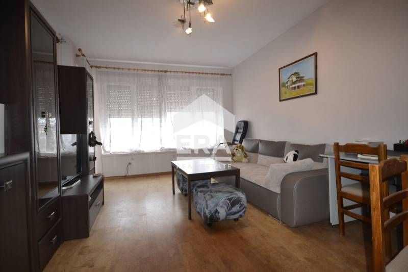 Продава се Тристаен апартамент в Хасково, Овчарски - 120 кв.м за 502 €/кв.м - Снимка #6