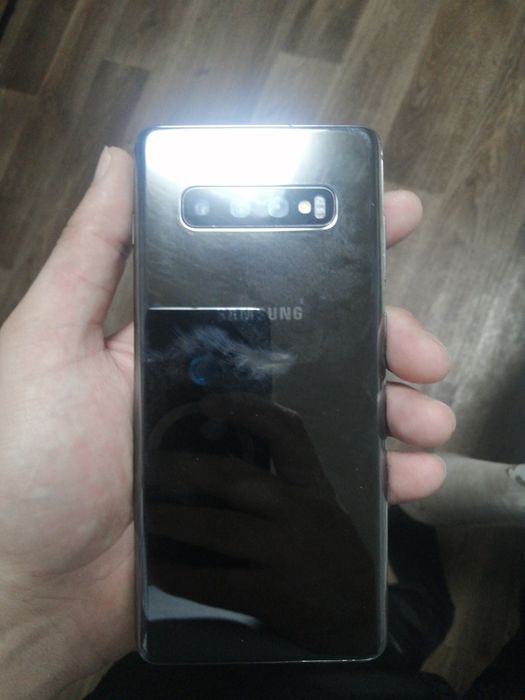 Samsung s10+ продам