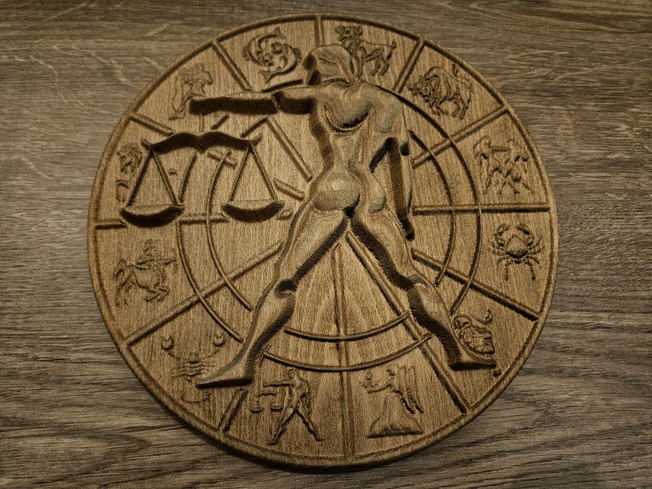 Дърворезба: Зодиакален знак