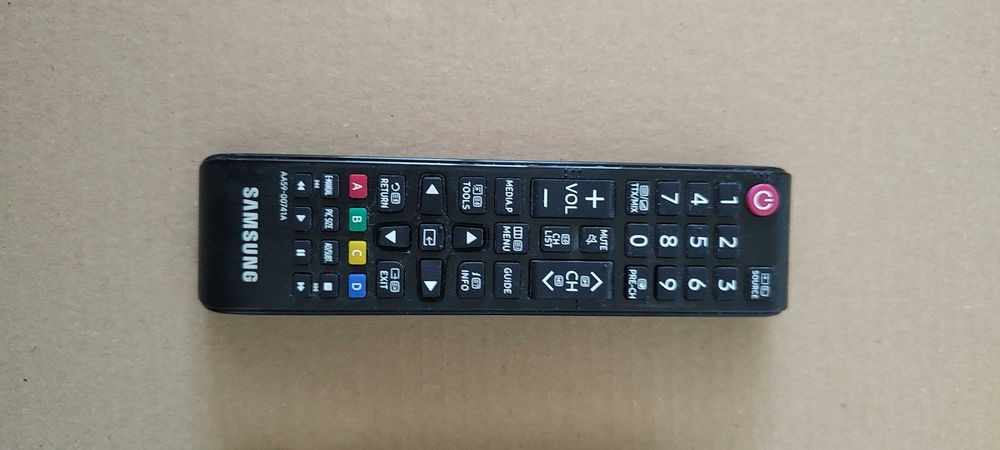 Телевизор SAMSUNG T32H390FEV