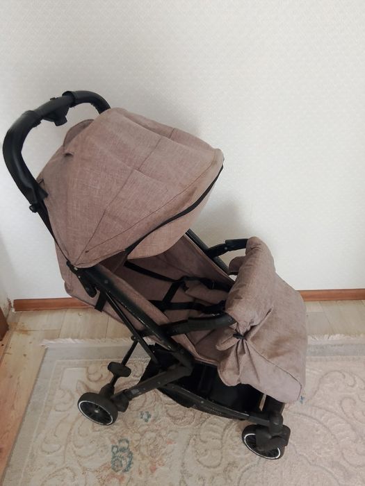 Коляска в отличном состоянии