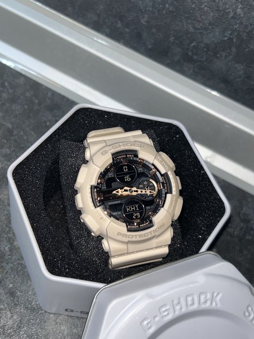 Часовник G-Shock