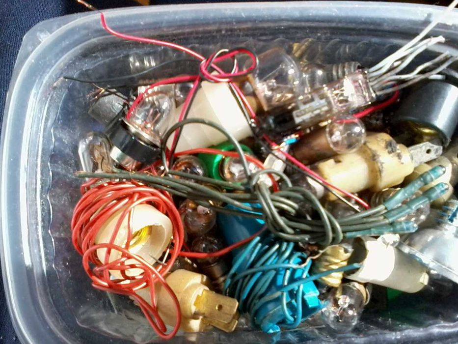 Ștecher ceramic tub dulie priza