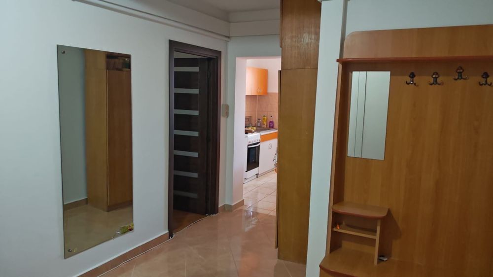 Apartament de închiriat