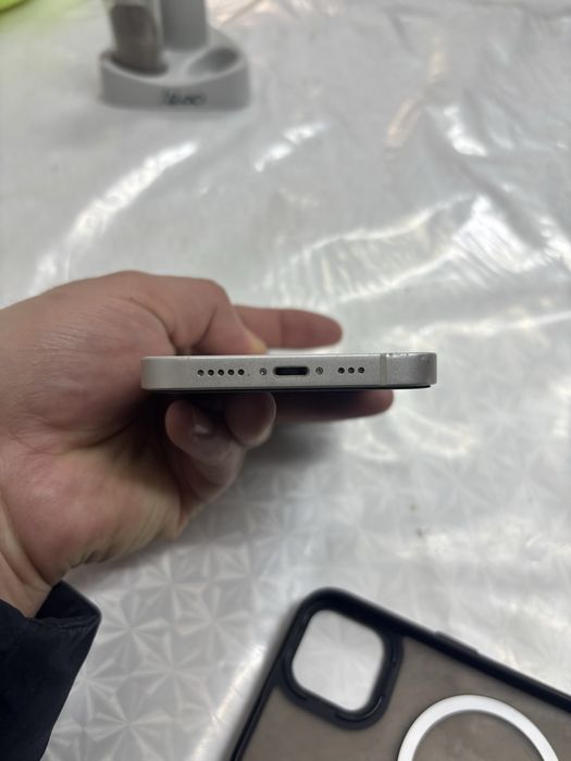 Iphone 13 в отличном состоянии