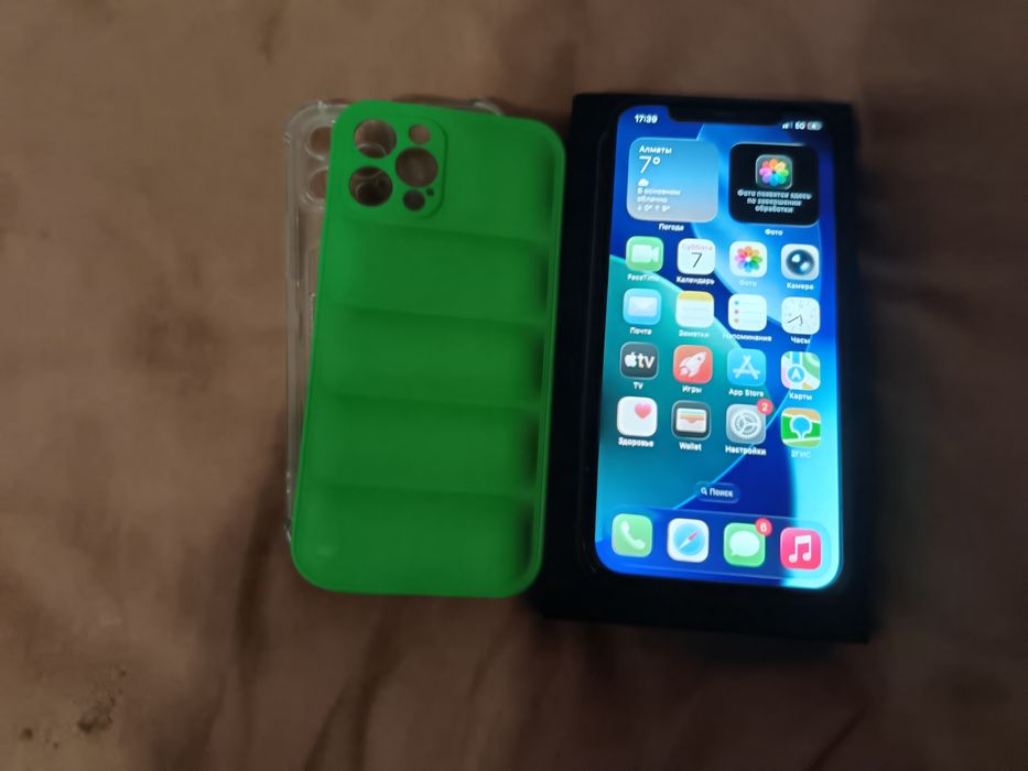 Продам iPhone 12 pro всё родное