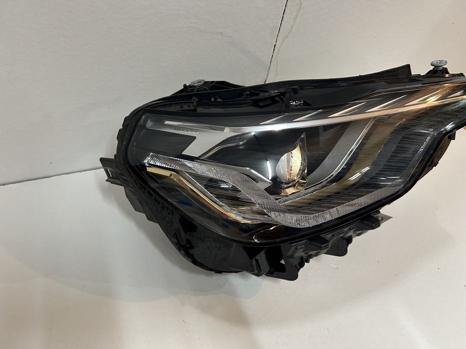 Far faruri bmw G42 G87 M2 GOLD led adaptiv dreapta 2022-2023