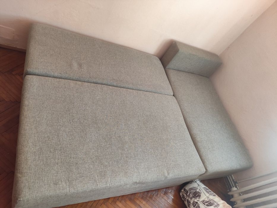Coltar extensibil cu lada de depozitare