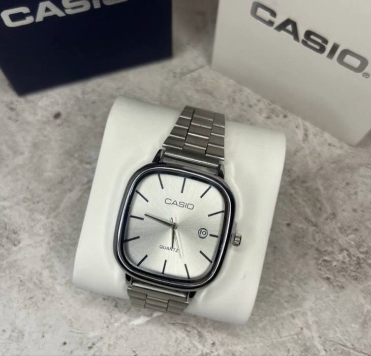 Кварцевый Casio 12000 теңге