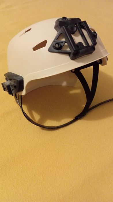 Pușcă SCAR + Cască tactică – stare că nou