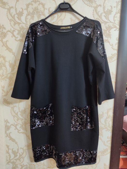 Продам брючный костюм