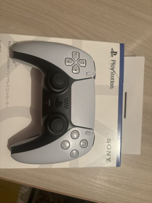 Продаю гемпад от ПС5