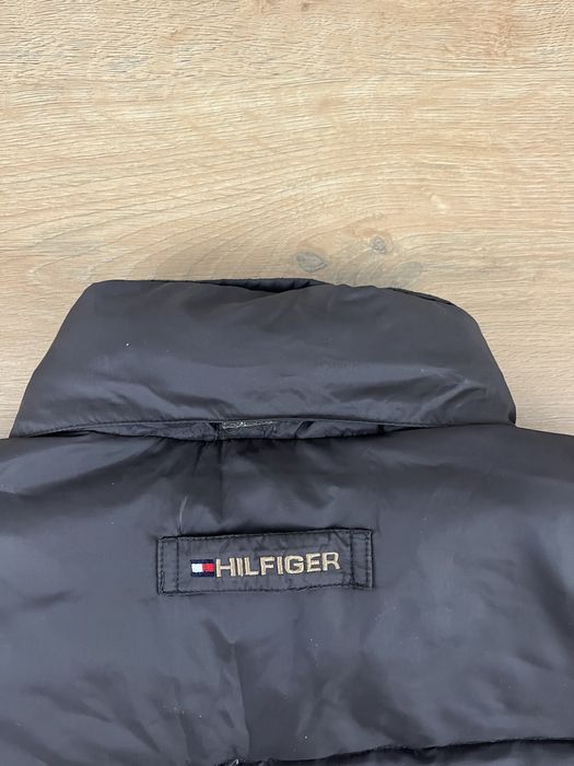 Tommy Hilfiger пухенка размер М