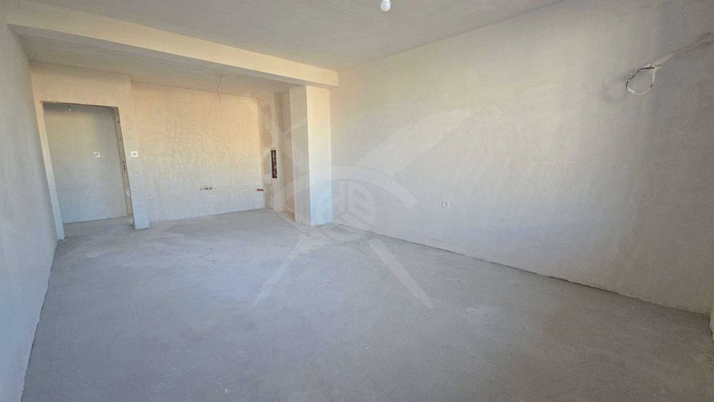 Продава се Тристаен апартамент в Пловдив, Тракия - 100 кв.м за 755 €/кв.м - Снимка #1