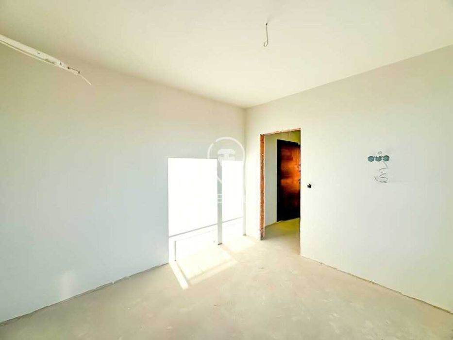 Продава се Двустаен апартамент в Бургас, Сарафово - 66 кв.м за 1591 €/кв.м - Снимка #6