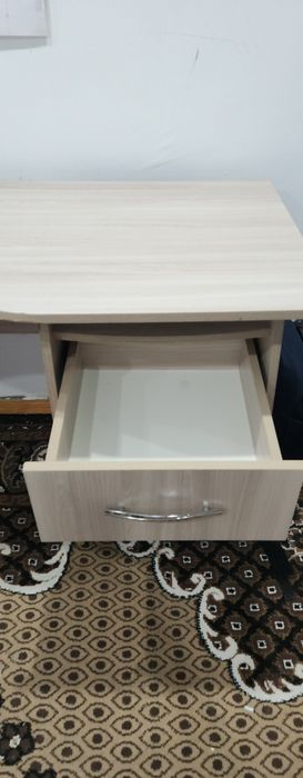 Продам 2 стола самовывоз