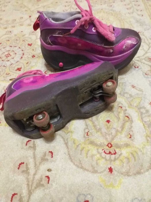 Детские  кроссовки-ролики