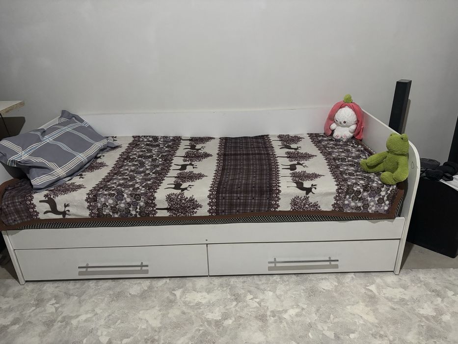 Продам детскую кровать