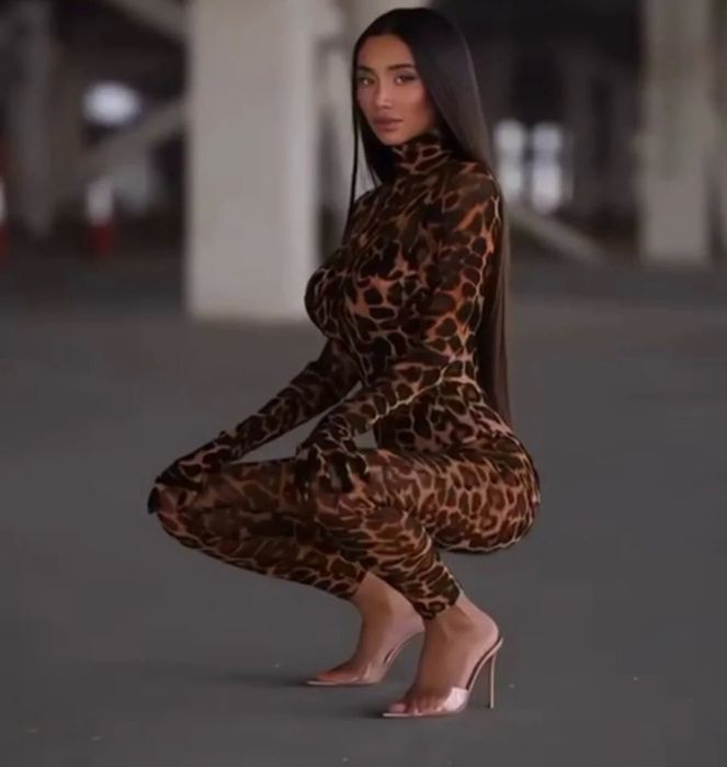 Salopeta animal print cu manusi incluse