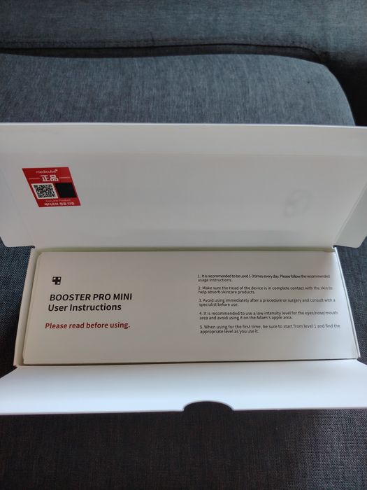 MediCube Age-R Booster Pro Mini White'
