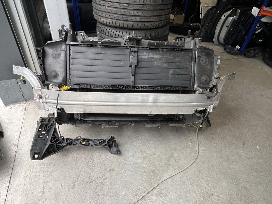 Audi Q7 4M Facelift  калници/маска