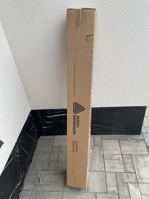 Rola autocolant ecosolvent Avery 1,37