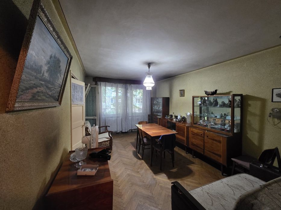 Apartament 2 camere Centru, parter, balcon, centrala termica