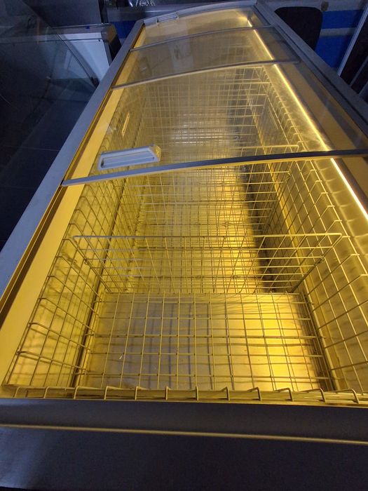 Морозильник продаётся