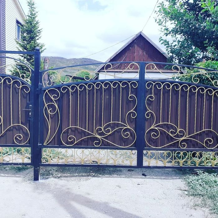 Оградки , кресты