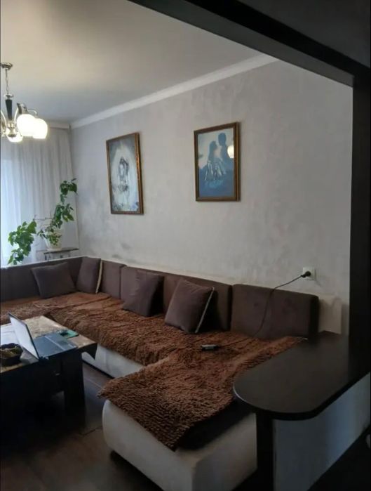 Продам 2 комн.кв, 8 А мкр, евроремонт