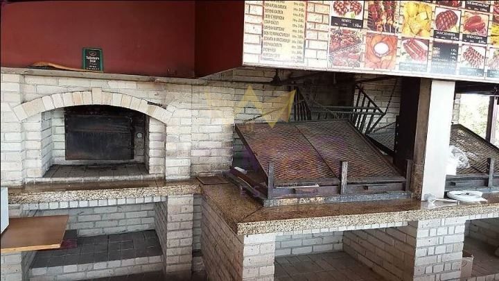 Продава се Заведение в Карнобат - 635 кв.м за 627 €/кв.м - Снимка #4