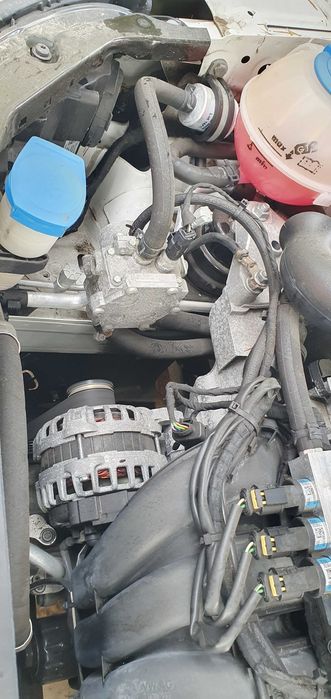 Шкода фабиа 1,1 бензин газ заводска.