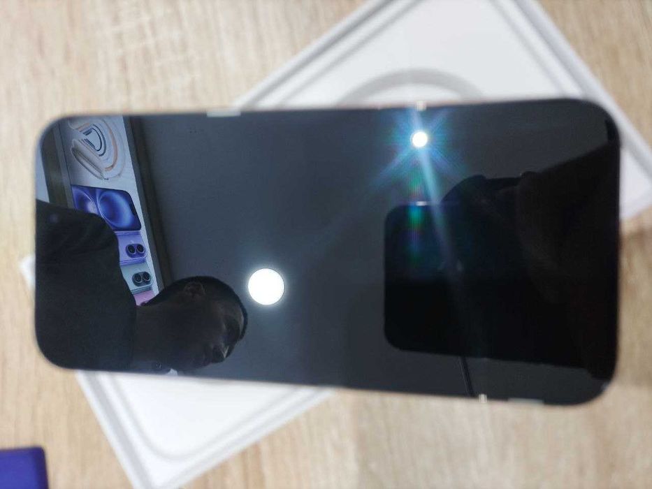 Телефон Iphone 16 max