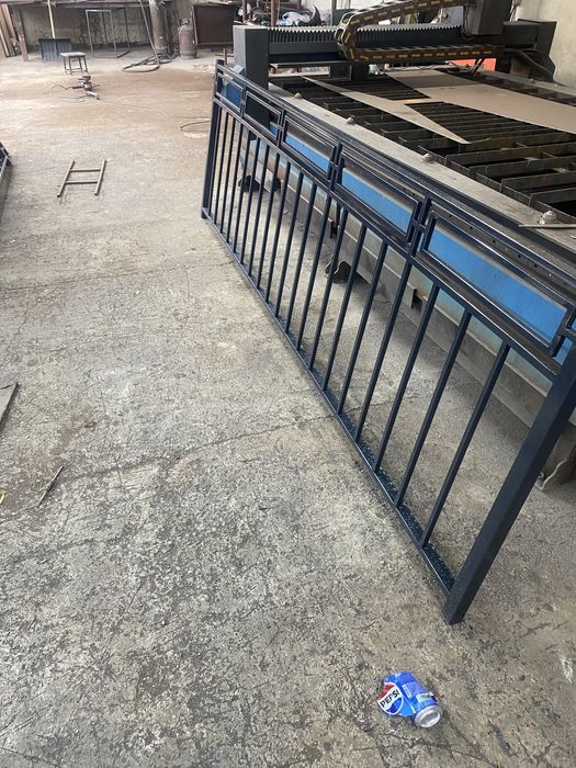 металическая ограждение