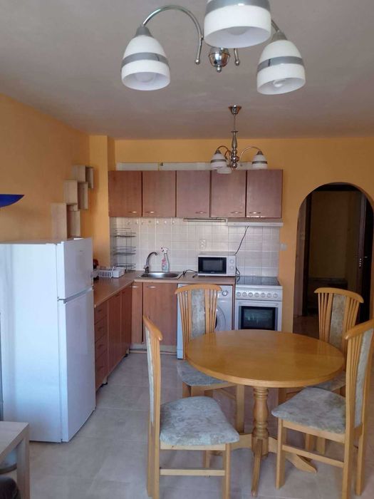 Дава се под наем Двустаен апартамент в София, Център - 55 кв.м за 598.23 € - Снимка #2