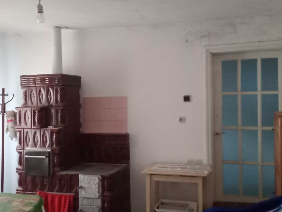 Casa de vanzare sau schimb cu garsoniera M.Ciuc sau Bv