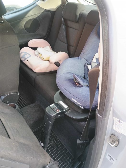 Maxi cosi сет стойка-кош за новородено-детско столче