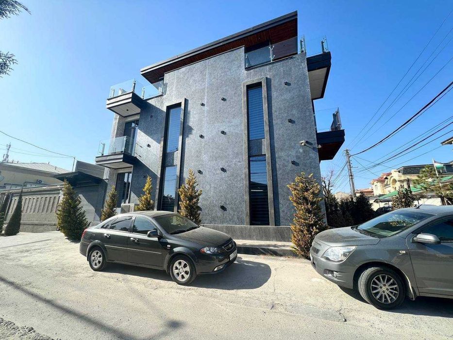 Отдельностоящее здание 580м2, ориентир Grand Mir Hotel