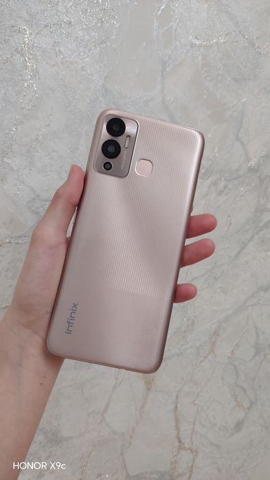 Infinix Hot 12 Play "Шампанское золото"